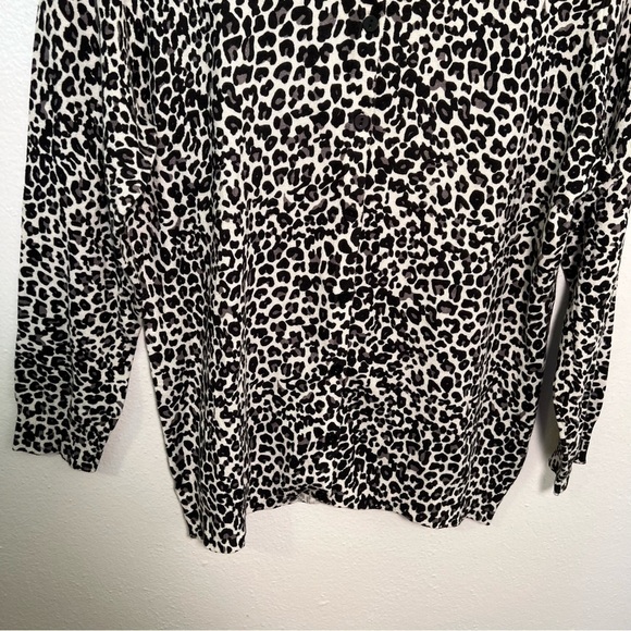Joseph A Cardigan Sweater Cream Black Animal Print - Picture 4 of 11
